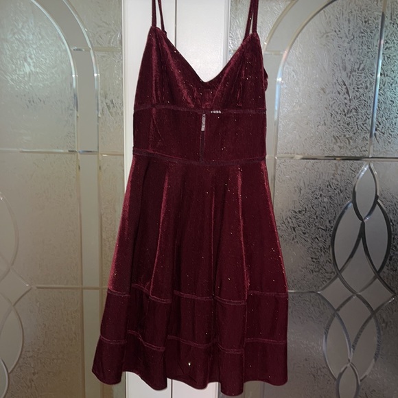 Romeo + Juliet Couture Ribbed A-line Dress NWT M - Picture 3 of 5